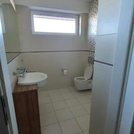 Private Baltic Cliff Obok Latarni Morskiej 아파트 *